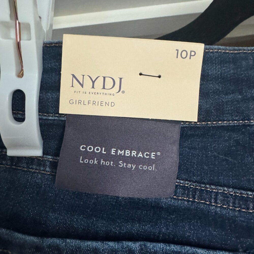 NYDJ Margot Girlfriend Jeans 10P - Picture 3 of 4